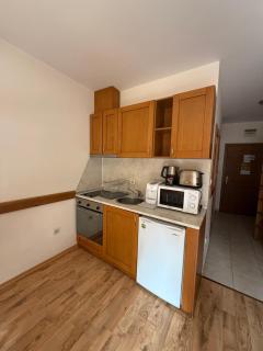Studio Royal Plaza sleeps 4 Prime location, distance to ski lift - 50M - 8