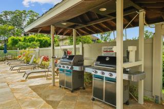 NEW Evergreen Escape, Stylish with AC, HotTub & Pool - 1