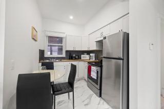 New Build Cozy 2 Bedroom Unit - 3