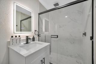 Walk to Stadium, 2 Parking spots, Dog Park, BBQ - 4