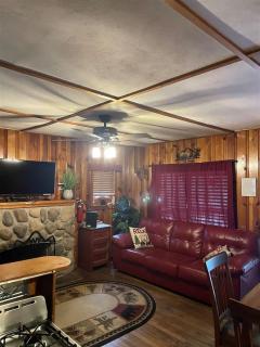 Lofty Pines Cabin - 7