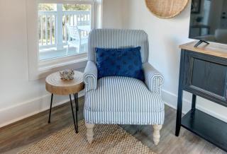 Village on The Bluff: Cotton Bleu by Lucky Savannah - 5