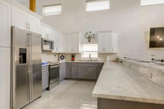 Modern Home Base for Polo Events and Palm Beach Fun! - 4