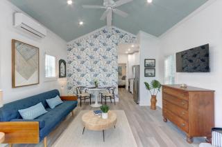 Village on The Bluff: Herrin Hideout by Lucky Savannah - 9