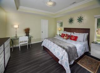 Niagara Retreat in the Heart of NWA - 5