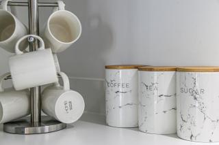 Stylish Apartment with Self-Check-In, Juliet Balcony, Fast WIFI, Smart TVs and Free Parking by Yoko Property - 1