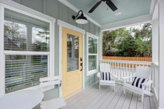 Village on The Bluff: Coastal Grandma by Lucky Savannah - 7