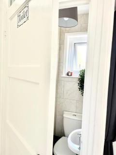 Spacious 4-Bed Home Near Cambridge City Centre - 2
