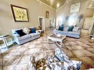 Casa Oasis Extra Large home centrally located - 6