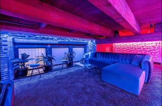 Arts District DTLA-Artist Loft With Free Parking and Pooltable - 9