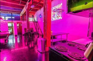 Arts District DTLA-Artist Loft With Free Parking and Pooltable - 3