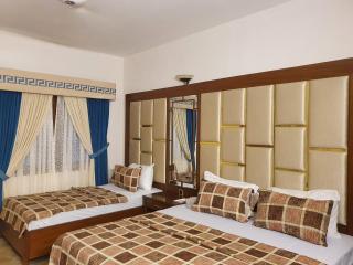 Imperial Guest House DHA - 5