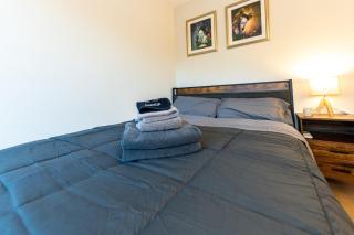 Hidden Oasis 3 bedroom 2 bathroom Home With large backyard and Views Near DTLA - 8