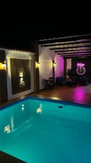 Hotel Oasis Premiun Sevilla - 0