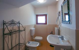 Lovely Home In Avaglio With Wifi - 1