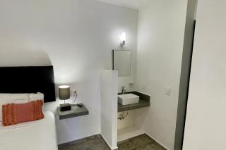 Lavish Studio Wpatio #1 Isla Mujeres Downtown - 8