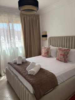 The Saffron Loft Luxury Flat in the City Core - 4