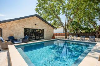 The Smith Haus - Sleeps 12 Pool Game Room - 6