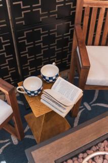Renovated Stylish Guesthouse By Claremont With Private Patio - 2