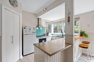 Sanders Beach House - 6