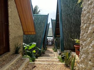 Tagosilangan Beach House - 1