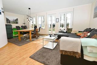 Haus-Kranichduene - 2
