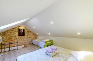Holiday house with a swimming pool Konjevrate, Krka - 24925 - 7