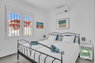 Family cottage in Benajarafe w pool and sea view - 7