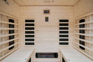 7min to NRG | Sauna | Hottub | Firepit | Huge Deck - 7
