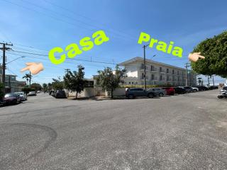 Enseada Casa com churrasqueira- 100 metros da praia com 4 dorm para até 14 pessoas - 9