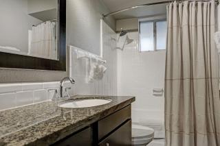 Galleria Getaway December Deal Limited Time - 4