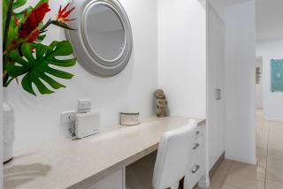 Aqua Aura - Bask in Beachfront Living - 4