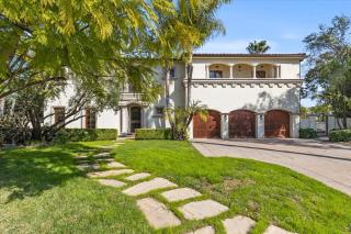 5800 sq ft Gorgeous Tarzana 7 bedroom 9 bathroom home with pool and hot tub - 4