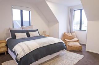 28 St James Avenue - 2