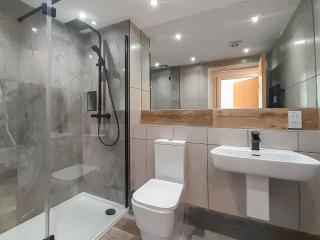 Sail Loft Apartment - Whitby - 2