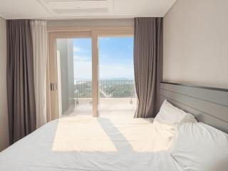 Sokcho Whalejib The Blue Terra Ocean Stay - 8