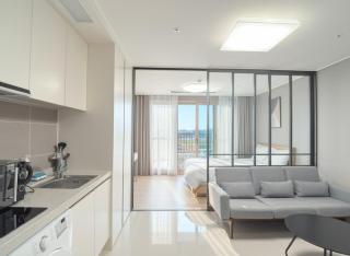 Sokcho Whalejib The Blue Terra Ocean Stay - 3