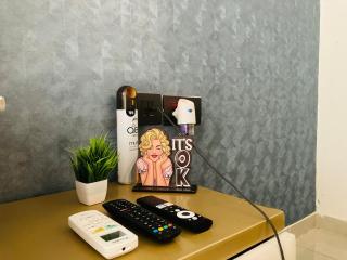 Peaceful & Cozy Retreat - 6