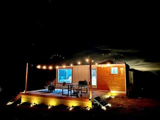 Stunning Tiny House with Picnic Space, Barbecue and Fire Pit in Meadview, Arizona - 0