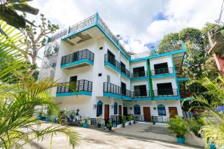 J&K Apartelle - 2