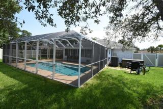 Stunning Fenced Home with Heated Pool & Hot Tub - 7