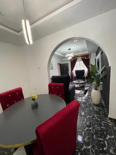 J3's Apartment & Lounge - 1