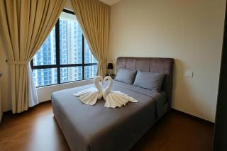 Central Park City Escape 2BR 4Pax w Balcony by Our Stay - 6