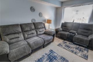 NEW! Private 2BR Large Kitchen Close to Ocean! - 4
