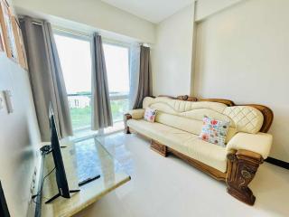 mactan newtown cozy room with wifi and pool access that you can enjoy - 4