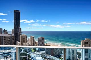 Stunning Ocean and City View at Hilton - 0