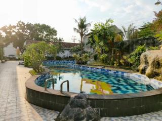 RedDoorz at Flory Hotel Jalan Prangtritis - 2