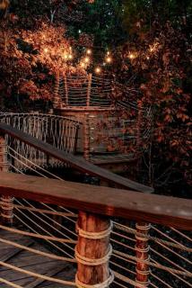 Mountaintop Tree House Retreat With Scenic Views Close to Chattanooga and Tennessee Valley, Georgia - 1