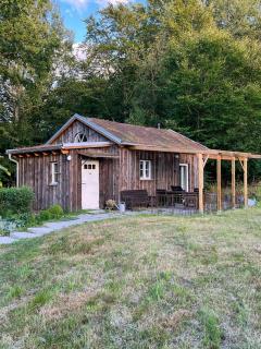 Sustainable Cabin In Beech Forest At Mellby Käsk - 9