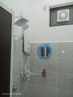 Sri Midin Stay - 2